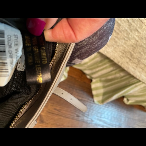 Vince Camuto bag - Picture 6 of 13